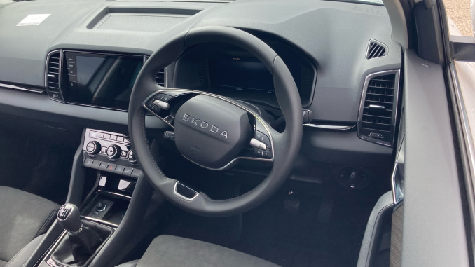 Skoda Karoq 1.5 TSI SE Edition 5dr Petrol Estate - Image 10